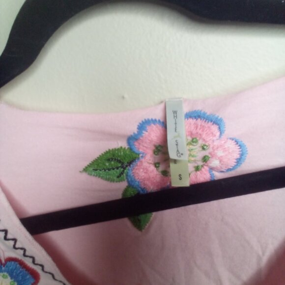 White Stag Blouse S Long Sleeve Embroidery Flowers V-Neck Pink - Picture 5 of 15